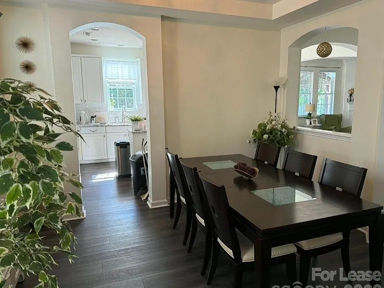 6503 Manitoba Ln — Photo 7