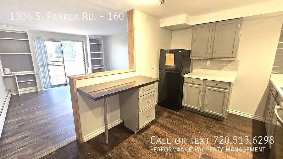 **1 Bedroom, 1 Bathroom Newly Renovated Condo** — Photo 1