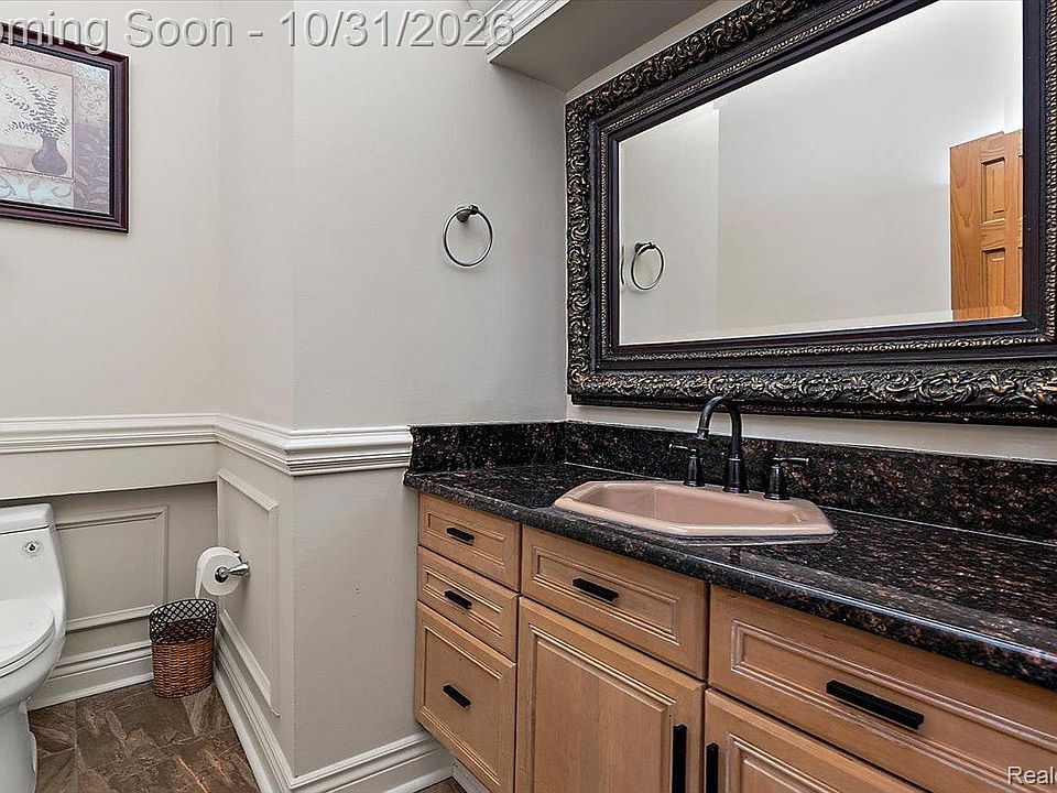 21365 Goldsmith St, photo 30