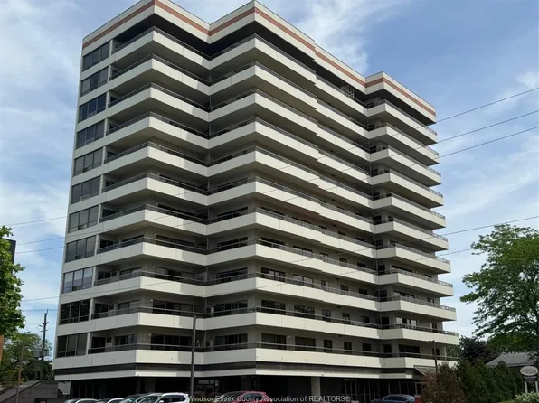 5151 Riverside Dr E #1103, Windsor, ON N8S 4R5