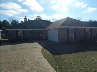 668 Parker Pl, Brandon, MS 39042