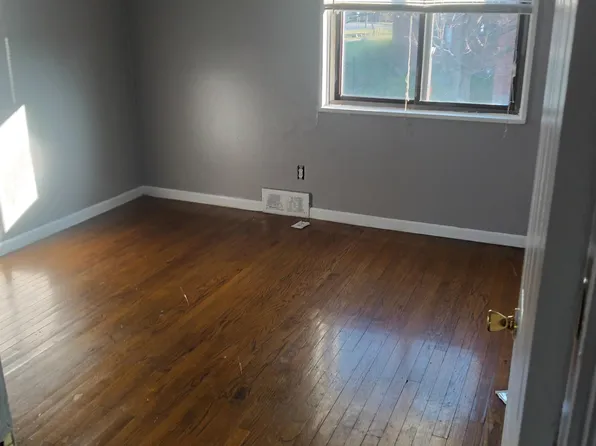 12635 W Outer Dr APT 5, Detroit, MI 48223