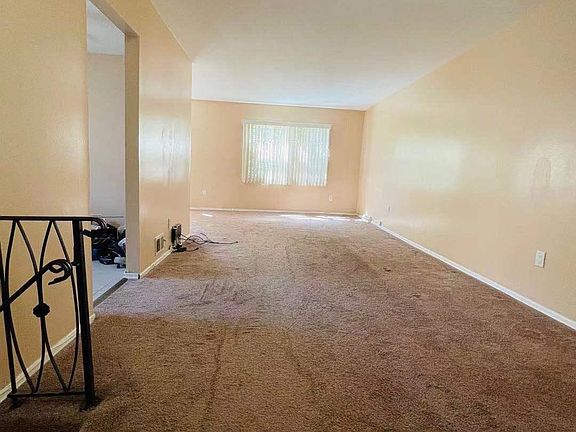 5th image of 1550 209th St Floor 2