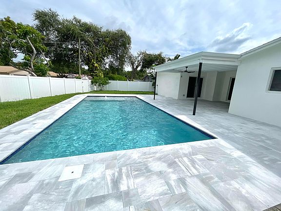 3rd image of 1101 NW 5th Avenue