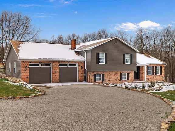 3rd image of 147 Fike Ln