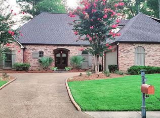 517 Silverstone Dr, Madison, MS 39110