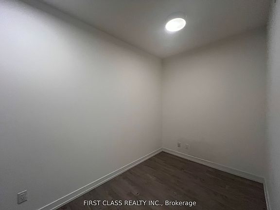 3rd image of 1 Grandview Blvd #601