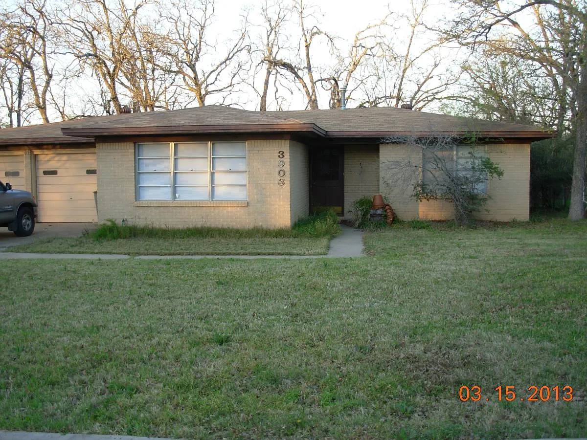 3 bed, 1476 sqft, $1,695 — Photo 1