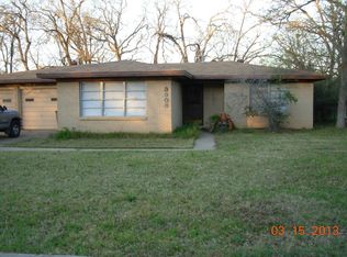 3903 Oaklawn St, Bryan, TX 77801