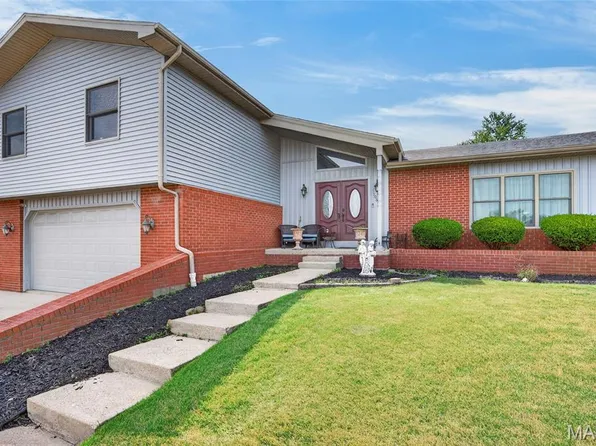 106 Meadow Ln, Saint Robert, MO 65584