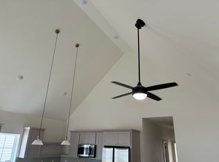 1512 W Meadowmere St, Springfield, MO 65807