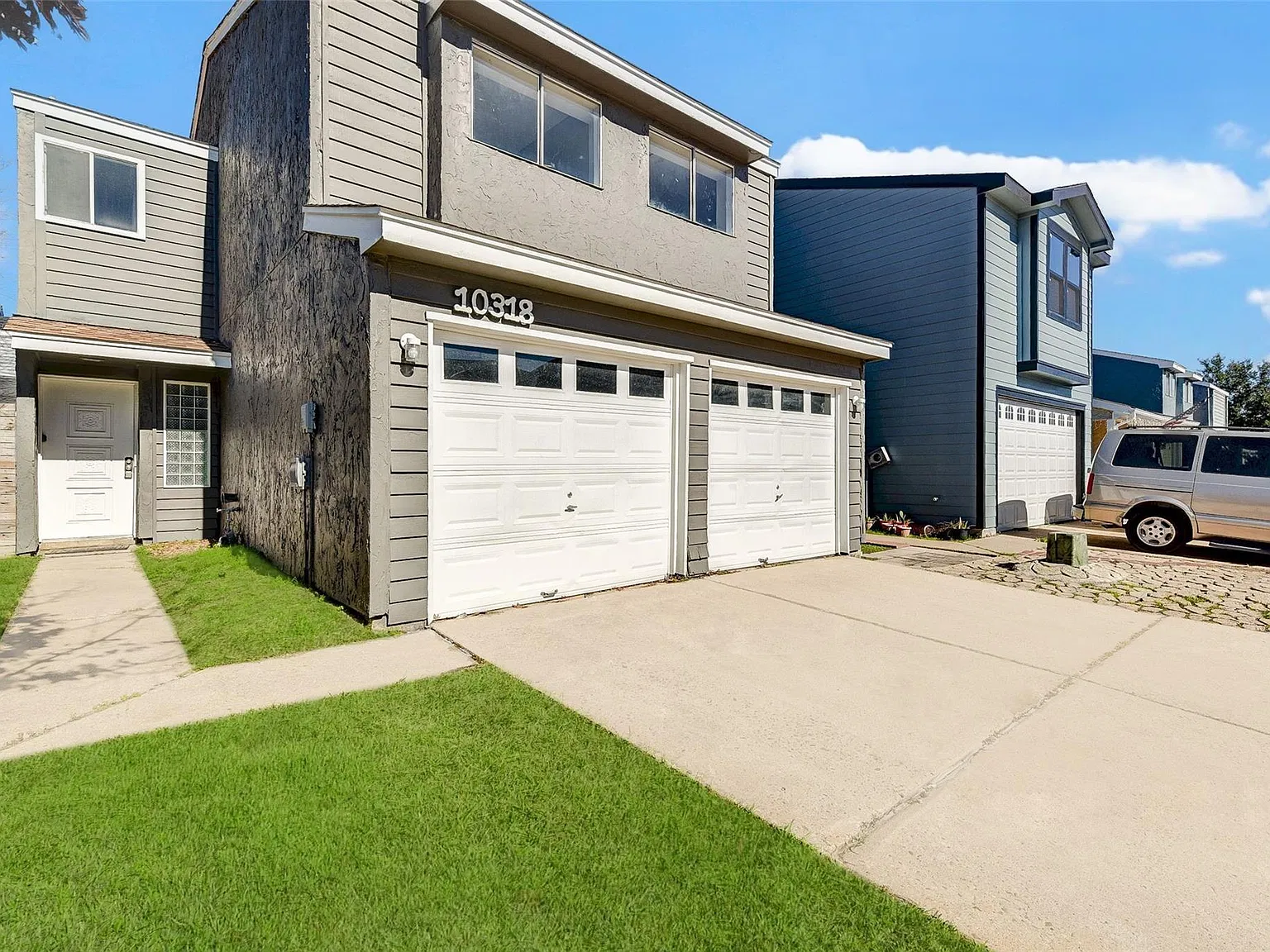 3 bed, 2.5 bath, 1450 sqft, $1,795 — Photo 2