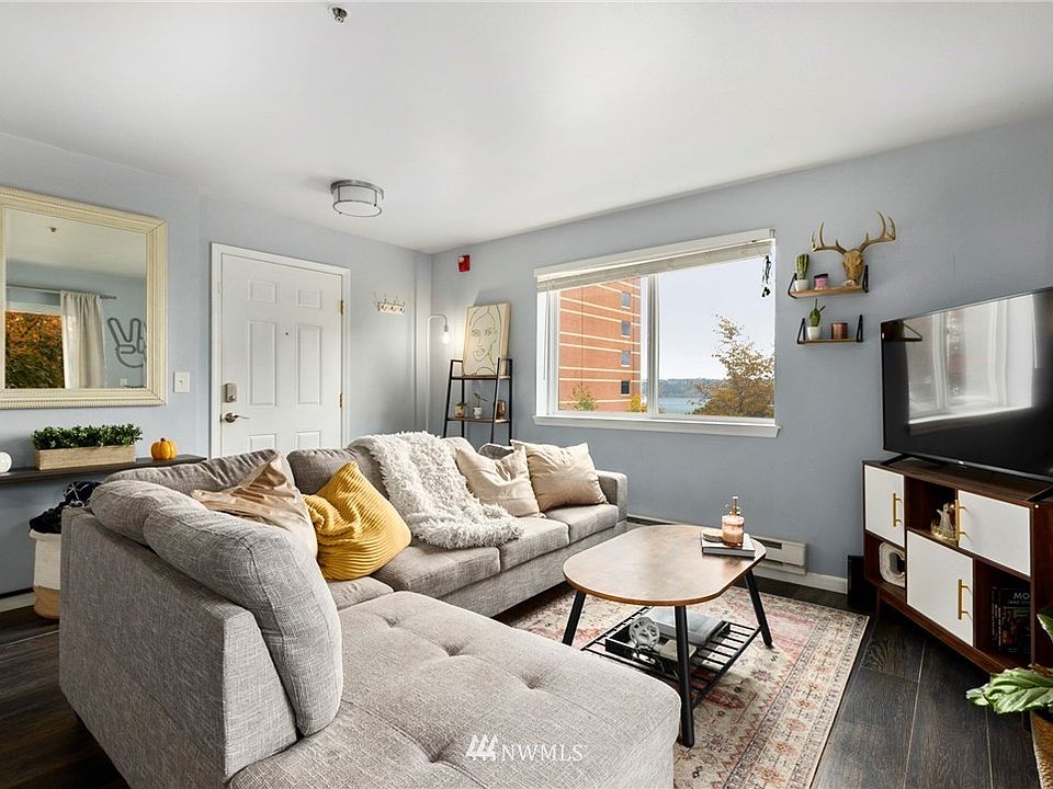 Great open entertaining space.