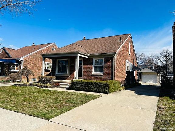 2nd image of 22501 Gaukler St