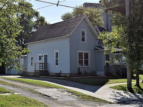 2nd image of 278 N Franklin St