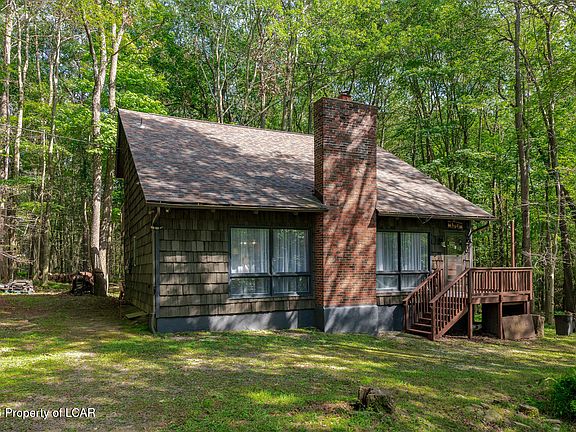 2nd image of 9 Mountain Glen Ct