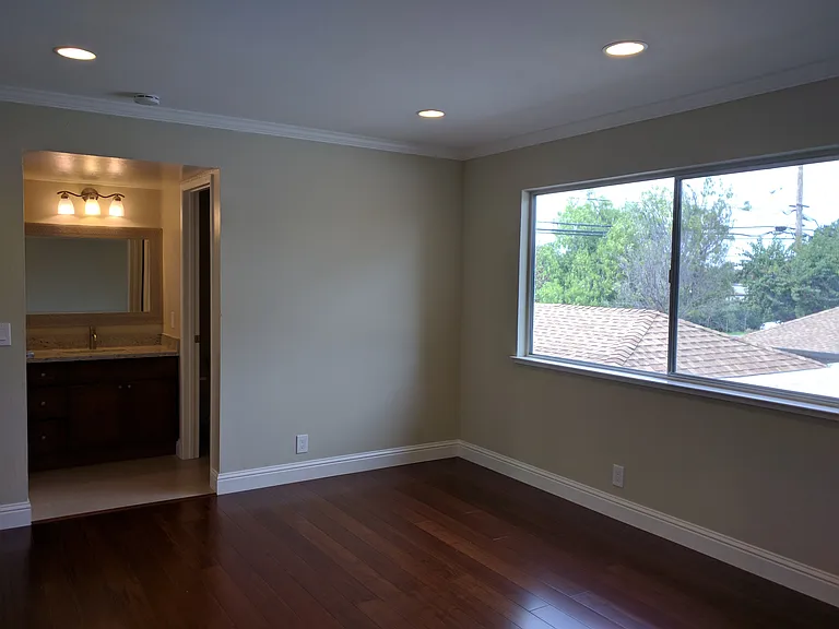 1566 Capri Dr — Photo 13