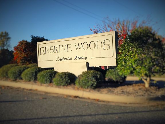 2nd image of 3924 Erskine Woods Dr