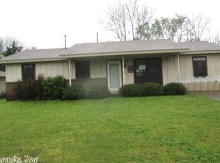 7907 Mustang Dr, Sherwood, AR 72120