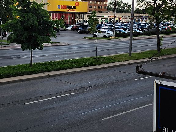 3rd image of 2478 Kingston Rd #3