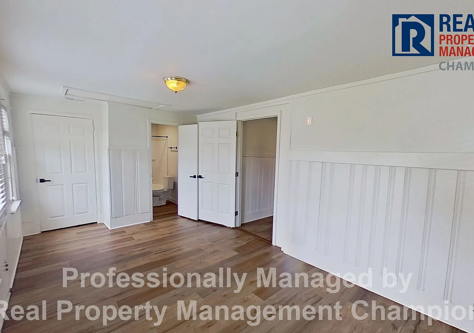 Renovated 3 BD/2 BA All Brick Cottage Near Cargo and Soda Pop Districts — Photo 2