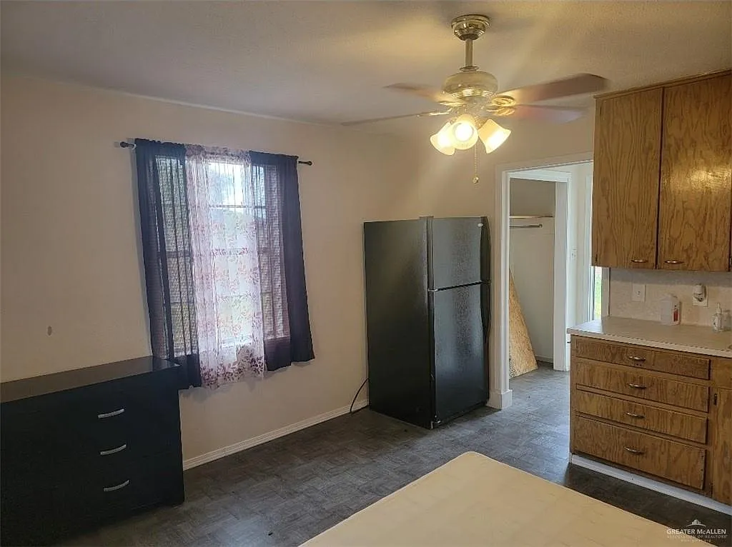 1 bed, 1.0 bath, 2816 sqft, $650 — Photo 3