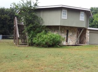 126 Nueces Ln, Seguin, TX 78155