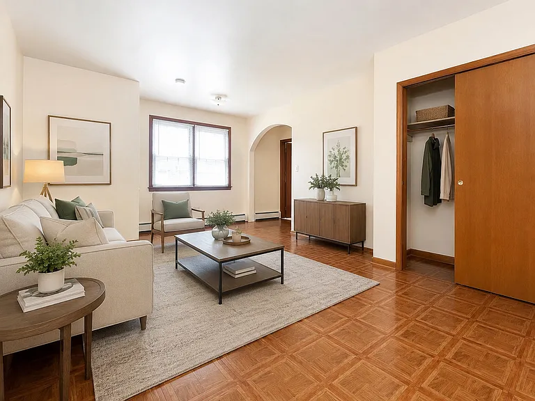 422 John St #3 — Photo 6