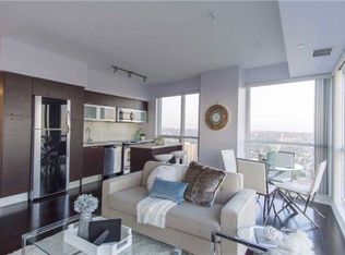 386 Yonge St #3507, Toronto, ON M5B 0A5