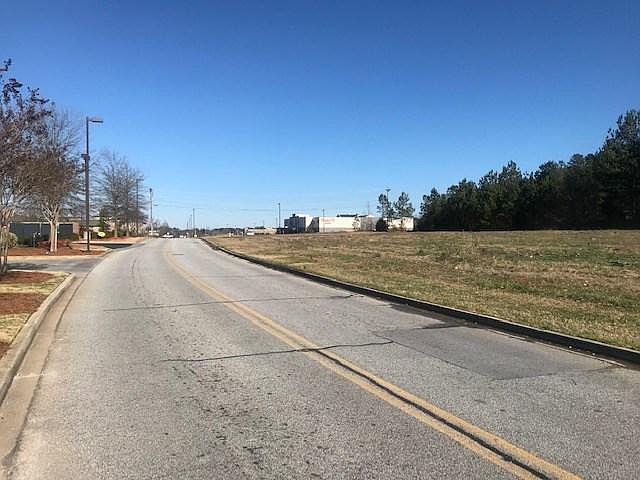 2nd image of 475 Hospitality Blvd