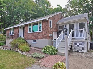 1010 South St, Walpole, MA 02081