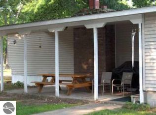 6372 Little Twin Lake Rd NE, Mancelona, MI 49659