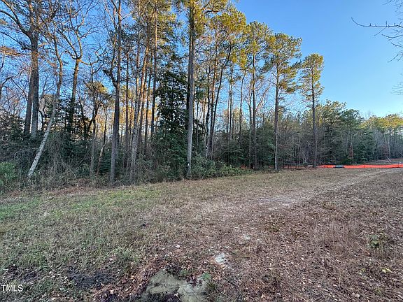 4th image of 2509 Poplar St #11
