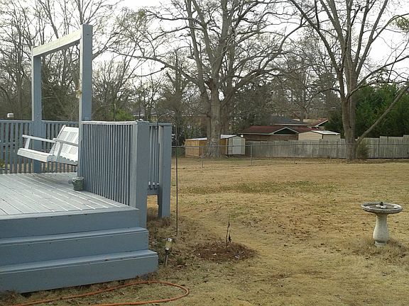 Rear Deck with Swing
