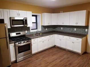 171 9th St #1, Troy, NY 12180