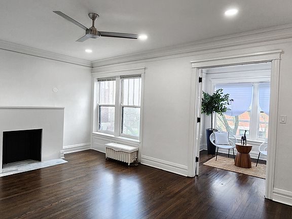 3rd image of 5206 S Dorchester Ave #3