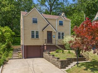 3153 Hebron Dr, Pittsburgh, PA 15235
