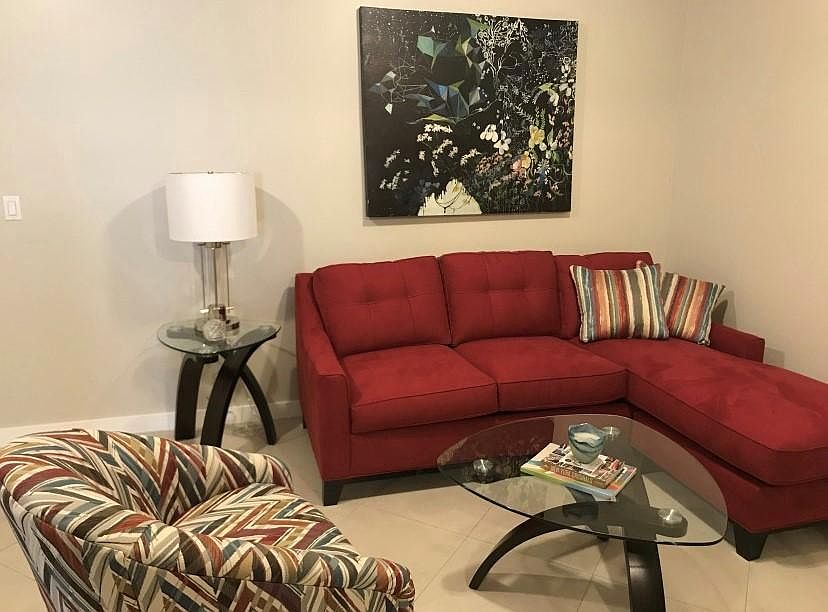 1st image of 115 SW 42nd Ave APT 502