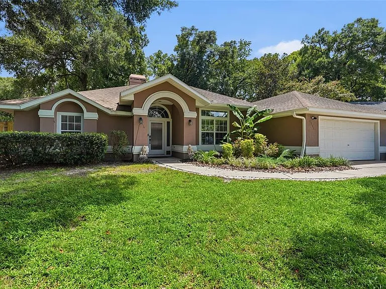 1111 SW 80th Dr — Photo 27