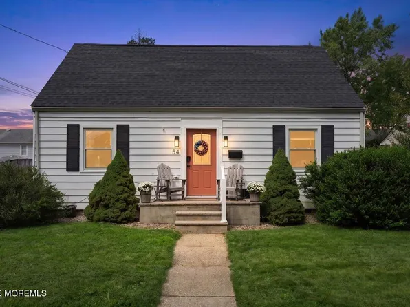 54 Chingarora Avenue, Keyport, NJ 07735
