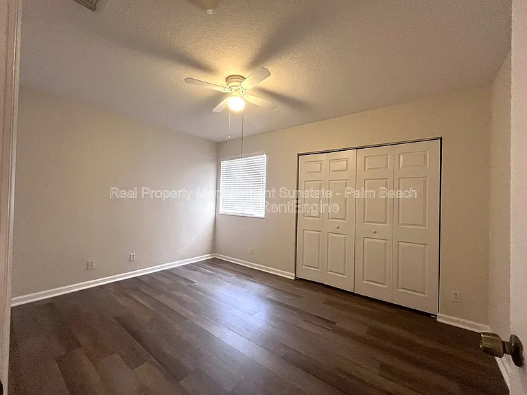 6786 Aliso Ave — Photo 25