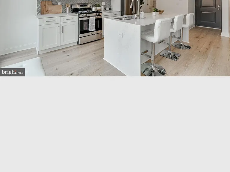 1318 N Franklin St #3 — Photo 5