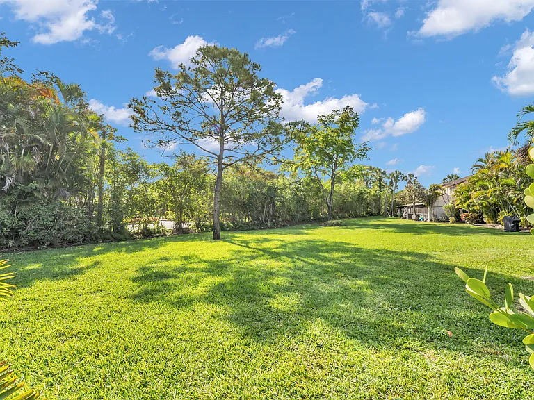 20824 Boca Ridge Dr N — Photo 36