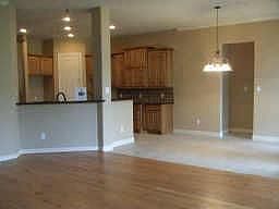 3rd image of 108 Silverstone Ln