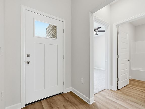 3rd image of 61 Spooner St