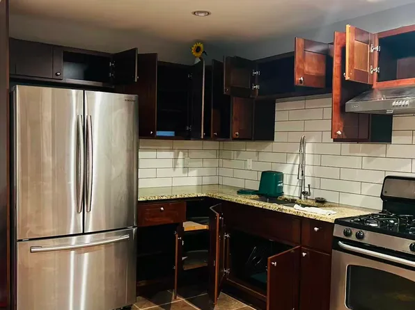 3435 148th St, Surrey, BC V4P 1A7