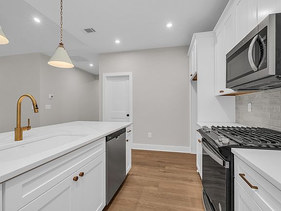 5th image of 2876 Butlers Green Cir