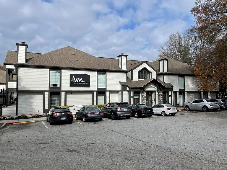 Avail Sandy Springs — Photo 11
