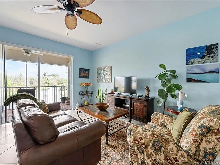691 SW Glen Crest Way — Photo 38