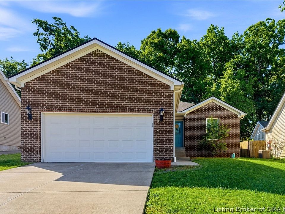 1st image of 812 Twin Oaks Drive